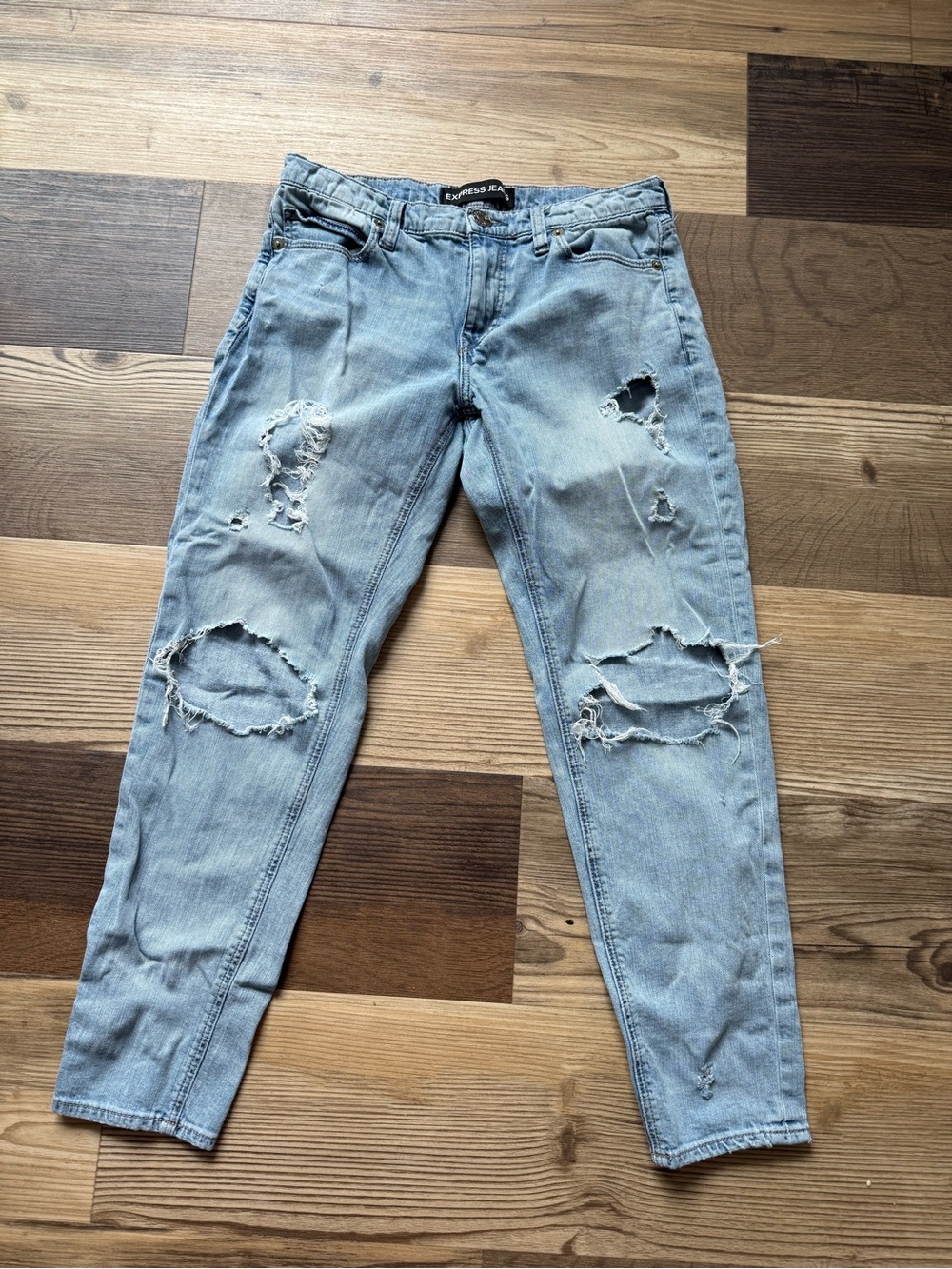 Express Girlfriend Light Blue Denim Jeans Size 2 Thrashed Grunge Destroyed